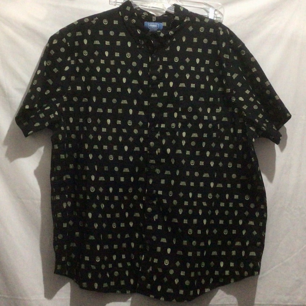 The Foundry Supply Company Young Men’s Shirt Adorned Small Native Masks Size 3XL